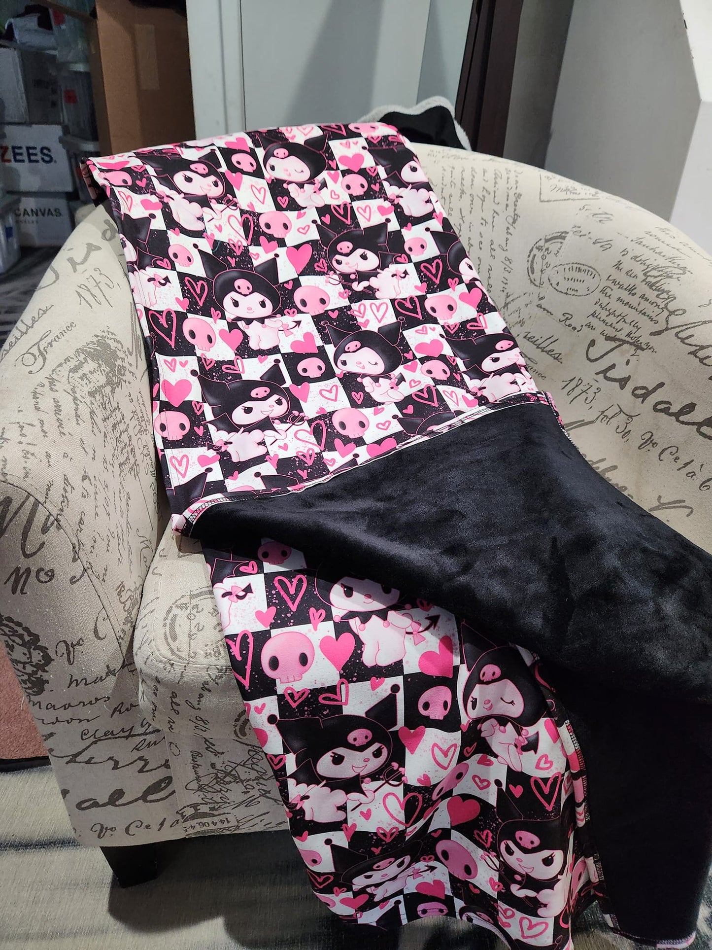 PINK FLORAL - BLACK VELVET WEIGHTED BLANKET ROUND 4 PREORDER CLOSING 10/16